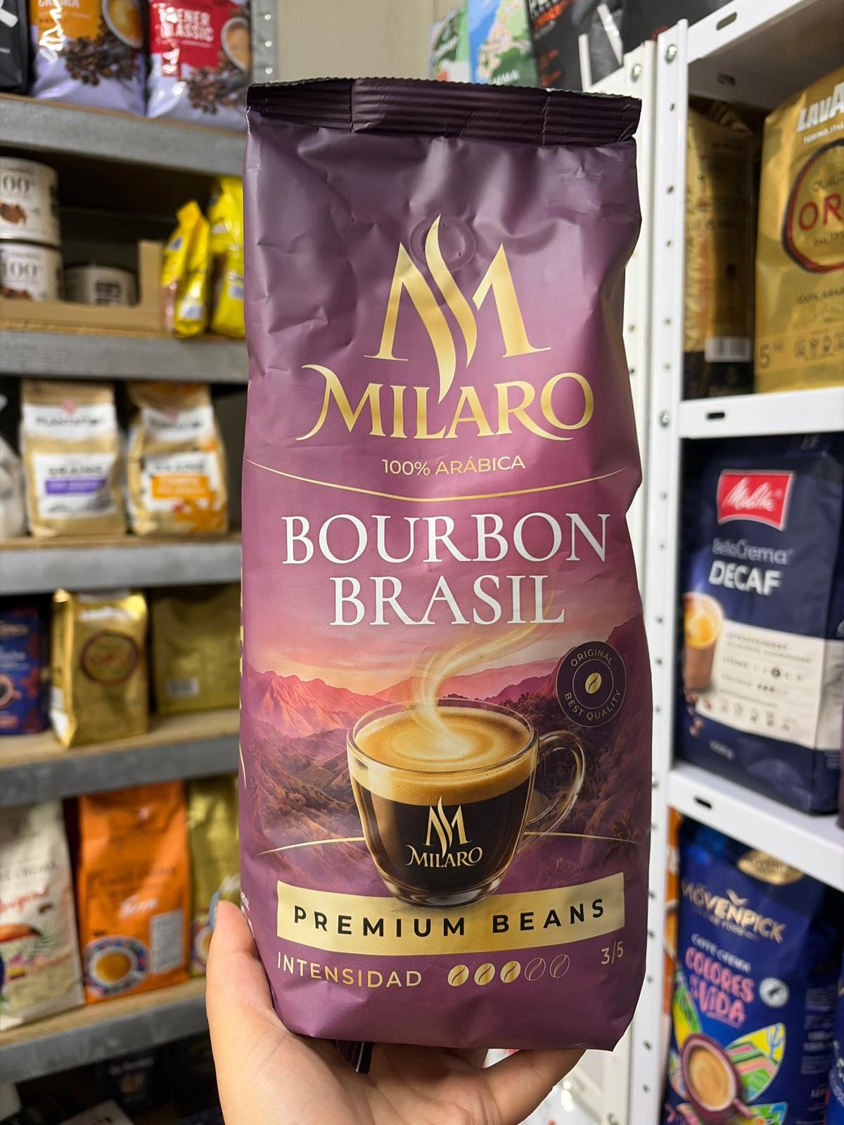 Кава в зернах Milaro Bourbon Brasil, 1 кг