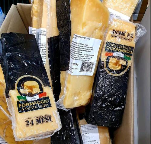 Пармезан 24 міс (Formaggio)